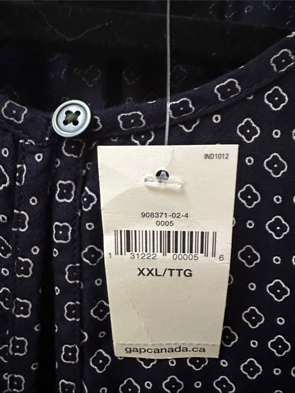 NWT GAP Navy Blouse with Red Floral Border Print - Picture 8 of 8